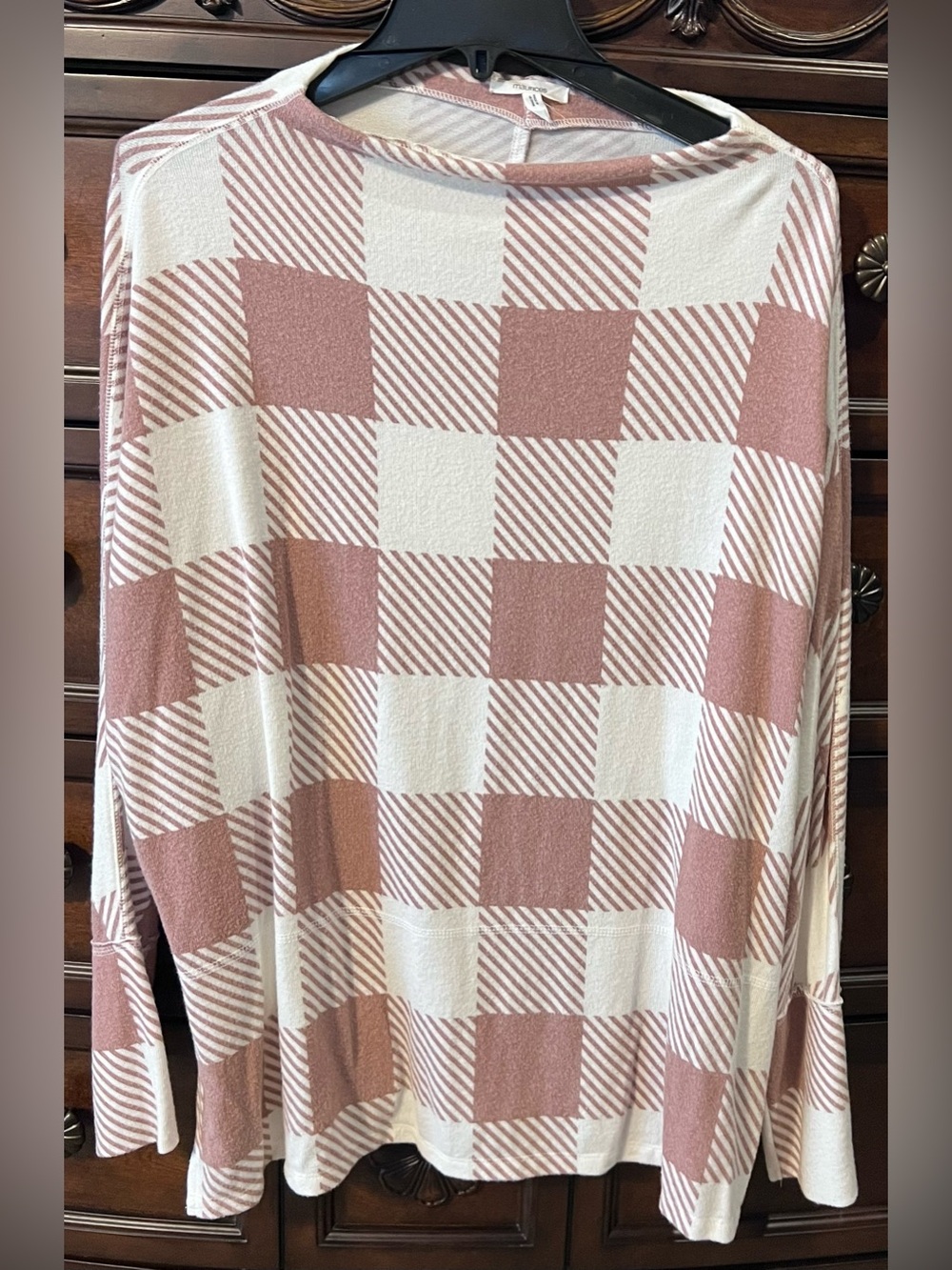 Maurice’s top size xxl